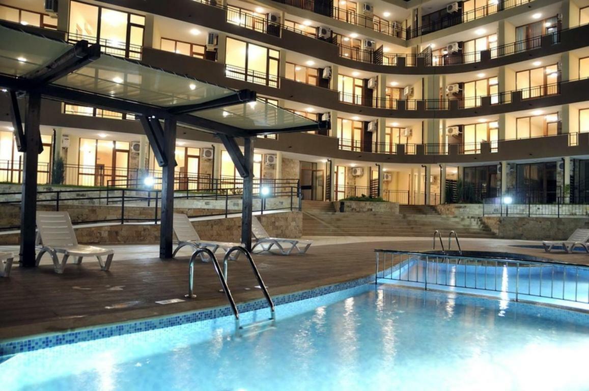Apartament Luxor Sweti Włas Buitenkant foto